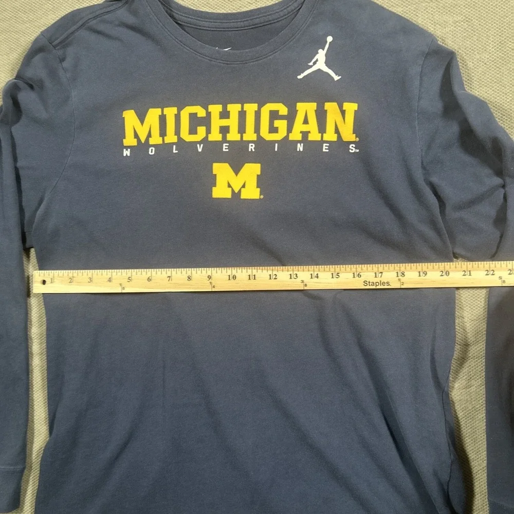 Michigan Wolverines The Nike Tee Long Sleeve Shirt Dri-Fit XL Blue Air Jordan
